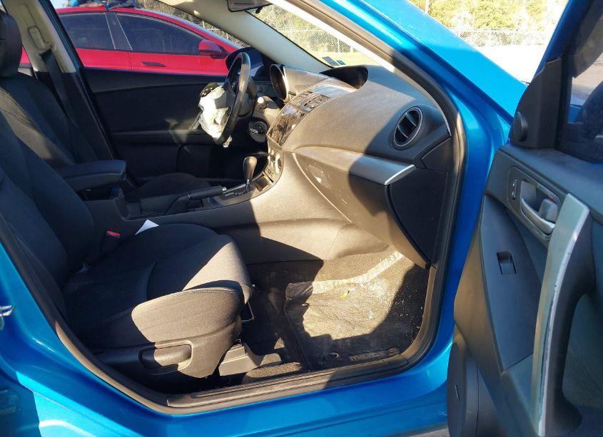 Photo 5 of 2010 Mazda Mazda3 S SPORT (VIN JM1BL1S68A1156452)