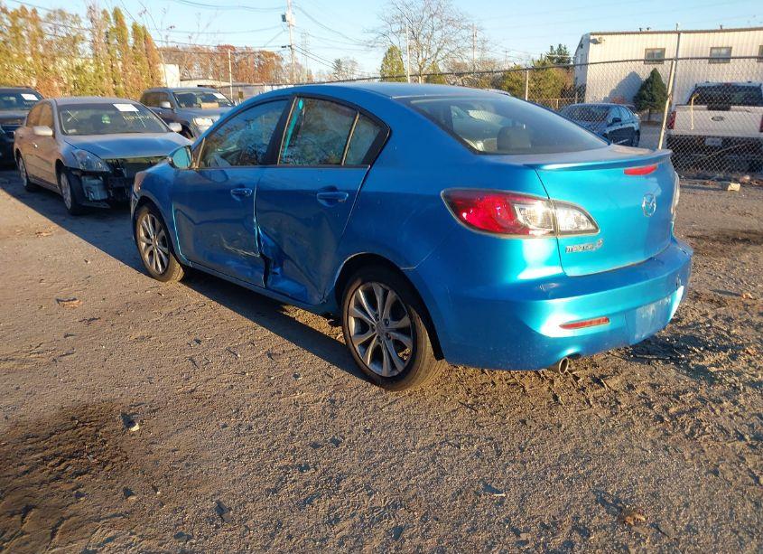 Photo 3 of 2010 Mazda Mazda3 S SPORT (VIN JM1BL1S68A1167130)