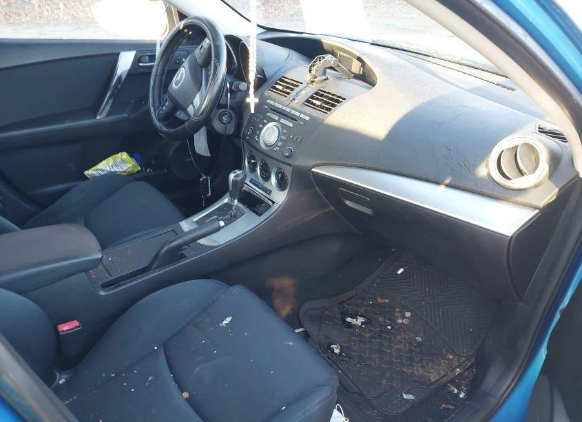 Photo 5 of 2010 Mazda Mazda3 S SPORT (VIN JM1BL1S68A1167130)