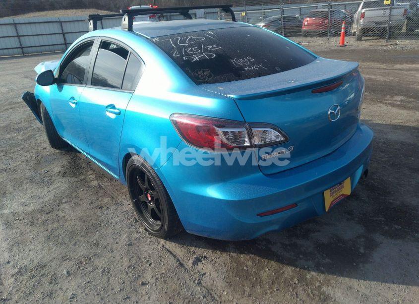 Photo 3 of 2010 Mazda Mazda3 S SPORT (VIN JM1BL1S68A1337681)