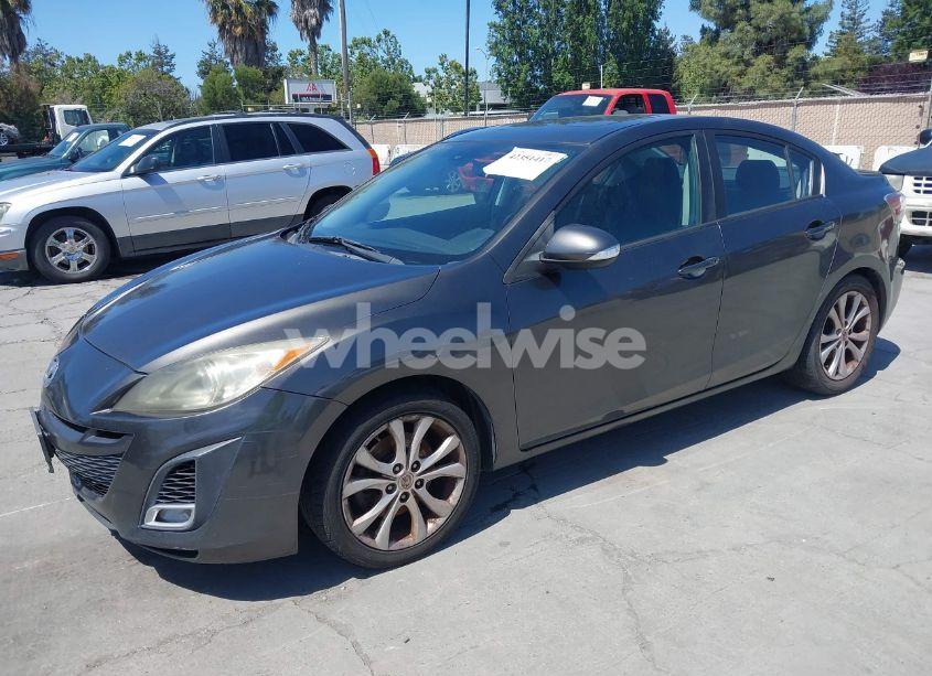 Photo 2 of 2010 Mazda Mazda3 S GRAND TOURING (VIN JM1BL1S69A1164074)