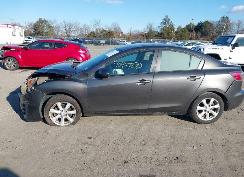 Photo 14 of 2010 Mazda Mazda3 I TOURING (VIN JM1BL1SF0A1171883)