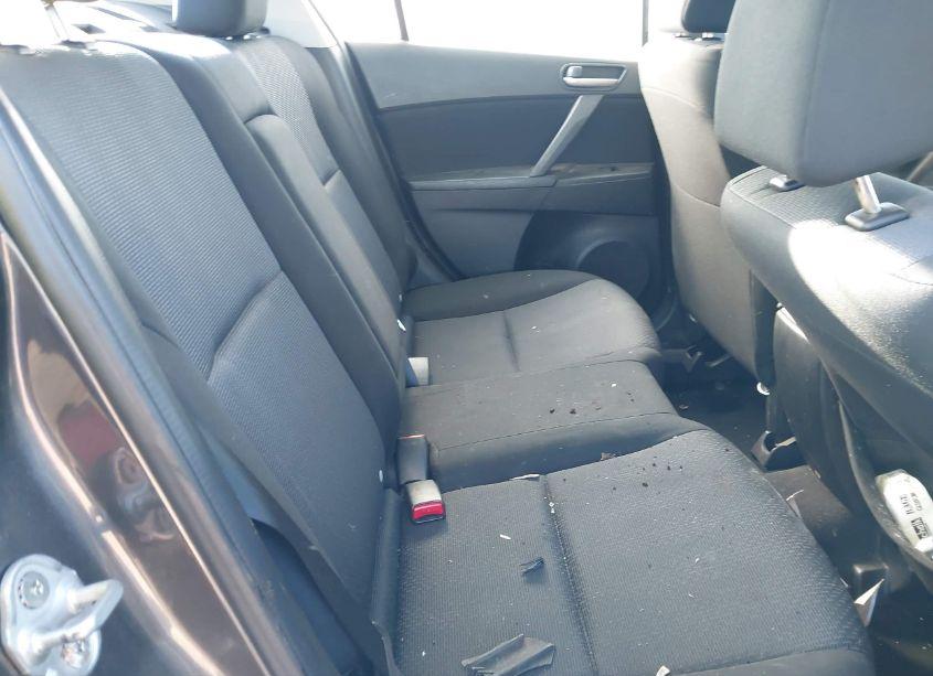 Photo 8 of 2010 Mazda Mazda3 I TOURING (VIN JM1BL1SF0A1171883)