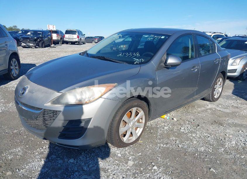 Photo 2 of 2010 Mazda Mazda3 I TOURING (VIN JM1BL1SF0A1213338)