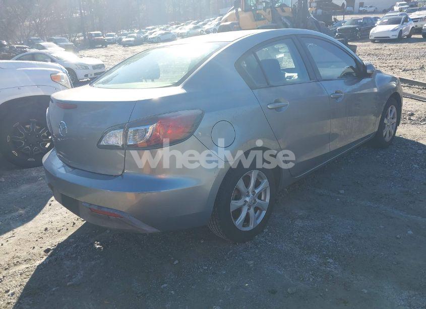 Photo 4 of 2010 Mazda Mazda3 I TOURING (VIN JM1BL1SF0A1213338)