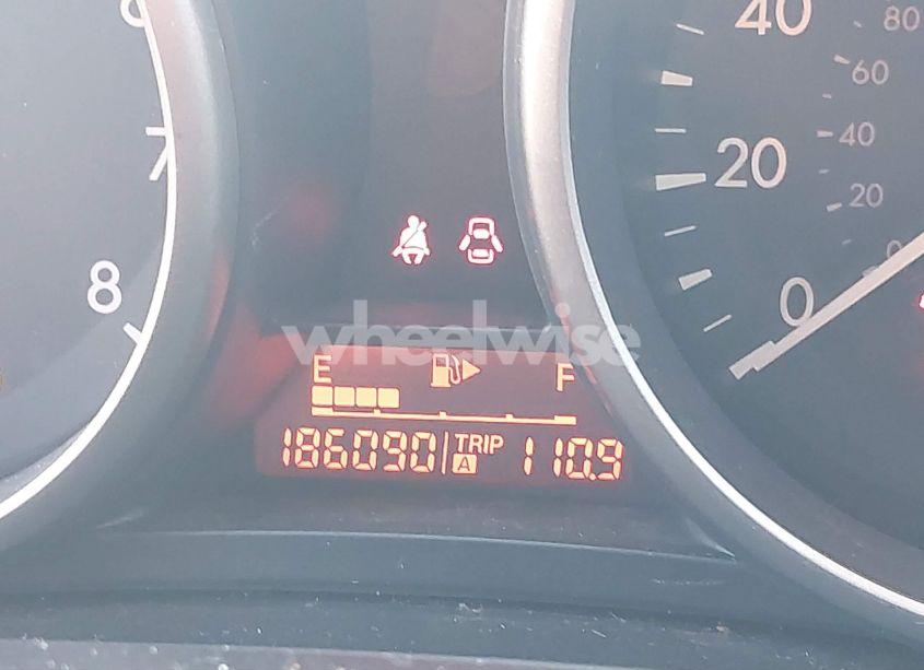 Photo 7 of 2010 Mazda Mazda3 I TOURING (VIN JM1BL1SF0A1213338)