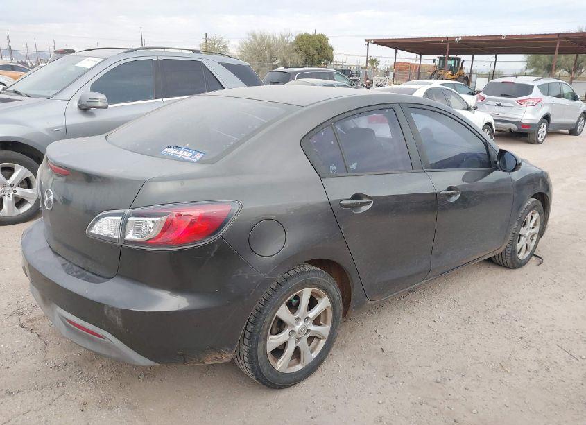 Photo 4 of 2010 Mazda Mazda3 I TOURING (VIN JM1BL1SF0A1236425)