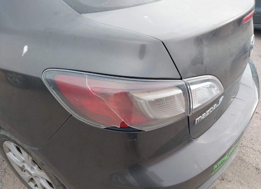 Photo 6 of 2010 Mazda Mazda3 I TOURING (VIN JM1BL1SF0A1236425)