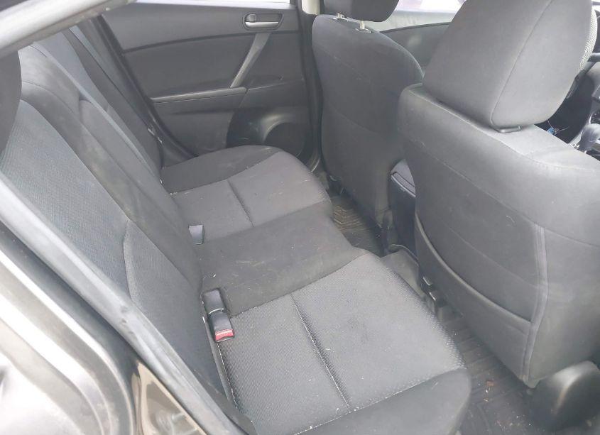 Photo 8 of 2010 Mazda Mazda3 I TOURING (VIN JM1BL1SF0A1236425)