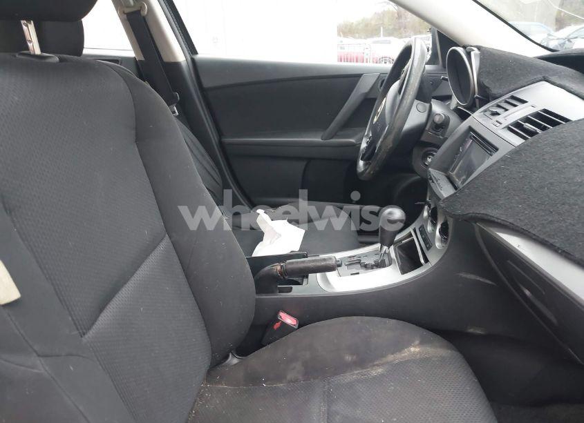 Photo 5 of 2010 Mazda Mazda3 (VIN JM1BL1SF0A1321328)