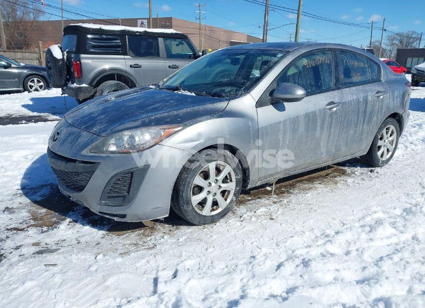 Photo 2 of 2010 Mazda Mazda3 I TOURING (VIN JM1BL1SF0A1340106)