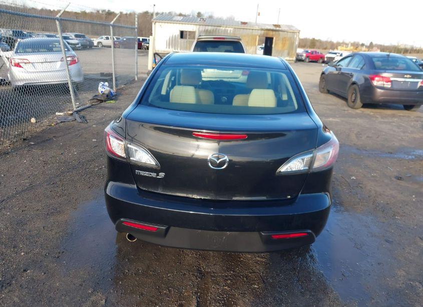 Photo 16 of 2010 Mazda Mazda3 I TOURING (VIN JM1BL1SF1A1121123)