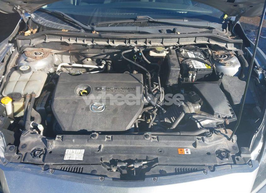 Photo 10 of 2010 Mazda Mazda3 (VIN JM1BL1SF1A1122711)