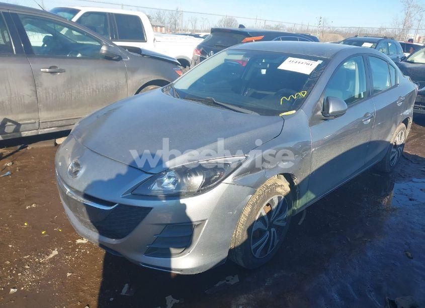 Photo 2 of 2010 Mazda Mazda3 (VIN JM1BL1SF1A1122711)