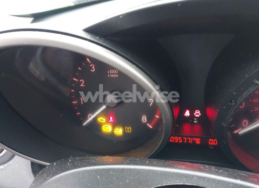 Photo 15 of 2010 Mazda Mazda3 (VIN JM1BL1SF1A1175120)