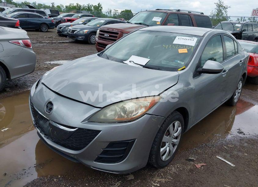 Photo 2 of 2010 Mazda Mazda3 I SPORT (VIN JM1BL1SF1A1186599)