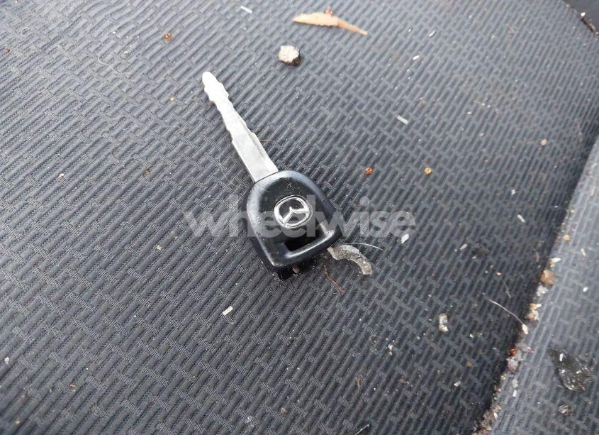 Photo 11 of 2010 Mazda Mazda3 I SPORT (VIN JM1BL1SF1A1213994)