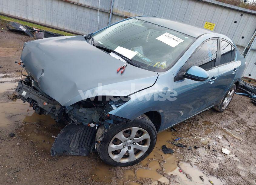 Photo 2 of 2010 Mazda Mazda3 I SPORT (VIN JM1BL1SF1A1213994)