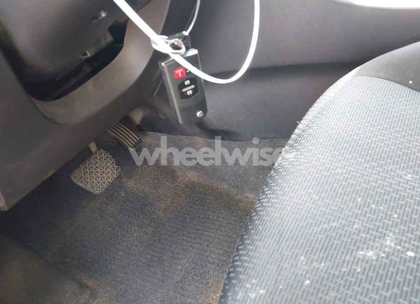 Photo 11 of 2010 Mazda Mazda3 I TOURING (VIN JM1BL1SF1A1227989)