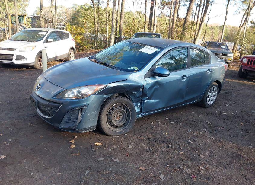 Photo 2 of 2010 Mazda Mazda3 I SPORT (VIN JM1BL1SF1A1265920)