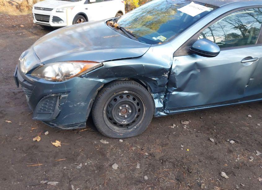 Photo 6 of 2010 Mazda Mazda3 I SPORT (VIN JM1BL1SF1A1265920)