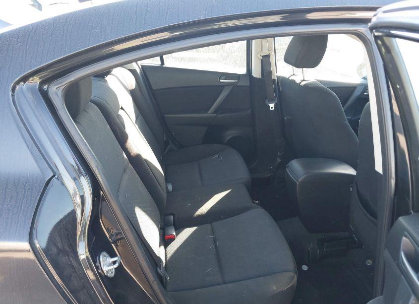 Photo 8 of 2010 Mazda Mazda3 I TOURING (VIN JM1BL1SF1A1340647)