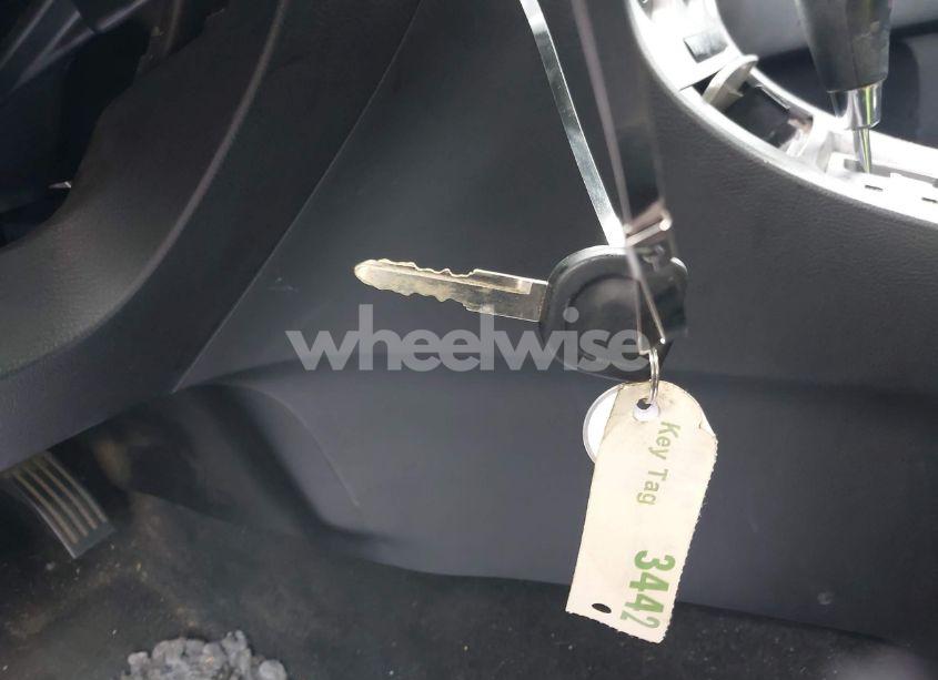 Photo 11 of 2010 Mazda Mazda3 I TOURING (VIN JM1BL1SF2A1131594)