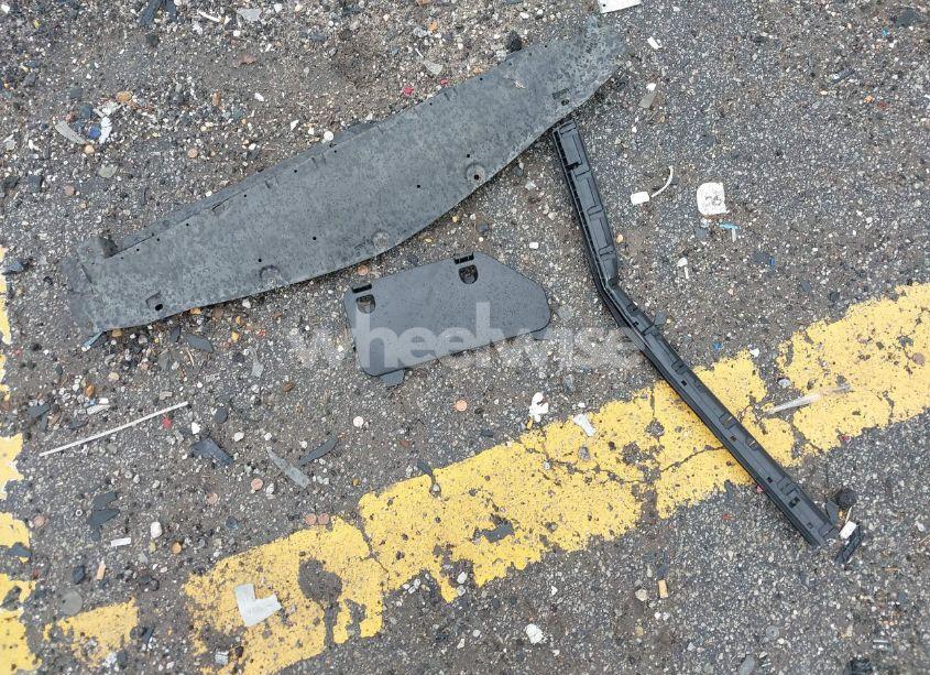 Photo 12 of 2010 Mazda Mazda3 I TOURING (VIN JM1BL1SF2A1131594)