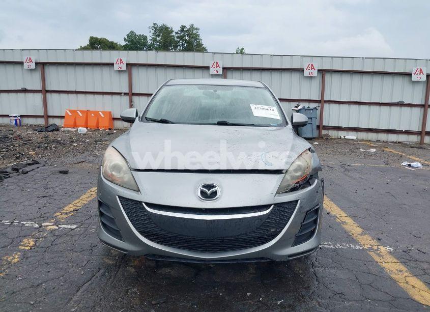 Photo 13 of 2010 Mazda Mazda3 I TOURING (VIN JM1BL1SF2A1131594)