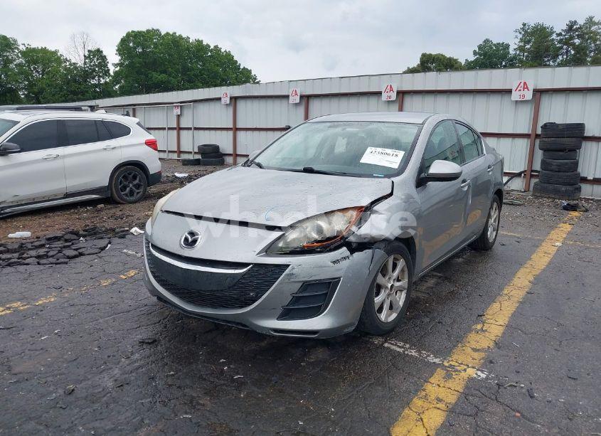 Photo 2 of 2010 Mazda Mazda3 I TOURING (VIN JM1BL1SF2A1131594)