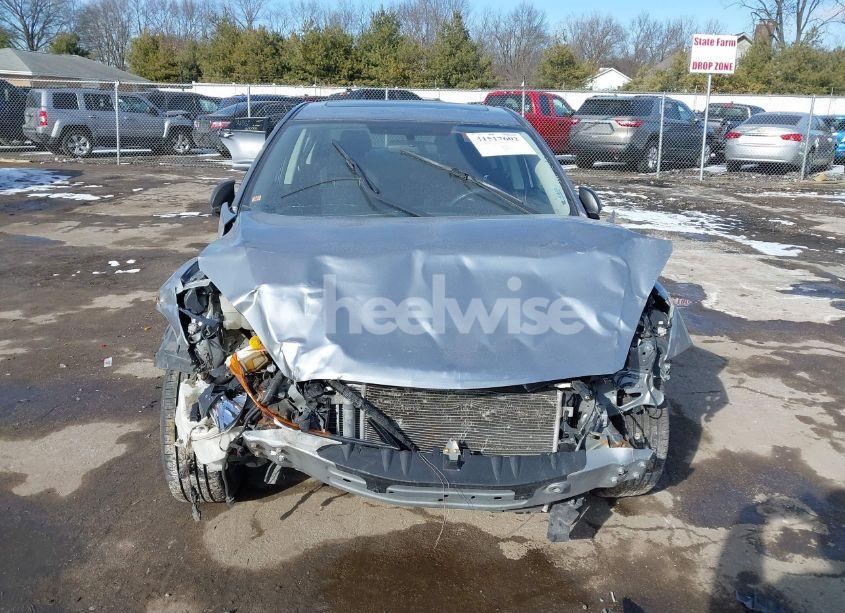 Photo 12 of 2010 Mazda Mazda3 I TOURING (VIN JM1BL1SF2A1139128)