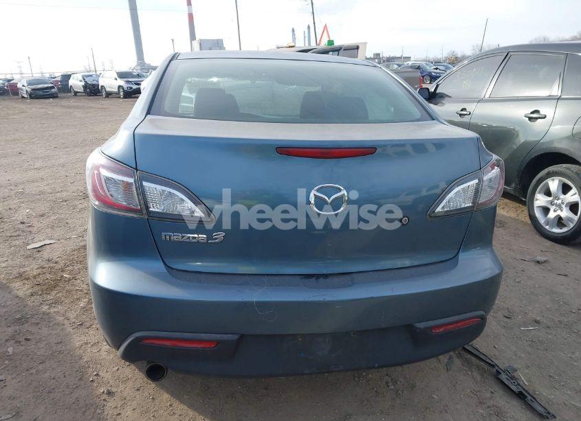Photo 16 of 2010 Mazda Mazda3 I SPORT (VIN JM1BL1SF2A1187809)