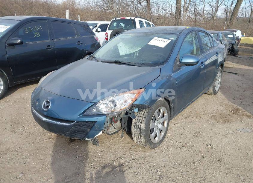 Photo 2 of 2010 Mazda Mazda3 I SPORT (VIN JM1BL1SF2A1187809)