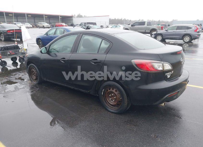 Photo 3 of 2010 Mazda Mazda3 I SPORT (VIN JM1BL1SF2A1200803)