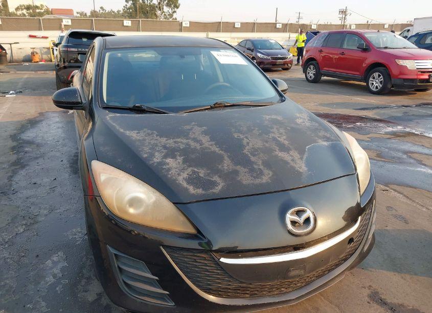 Photo 6 of 2010 Mazda Mazda3 I SPORT (VIN JM1BL1SF2A1202762)