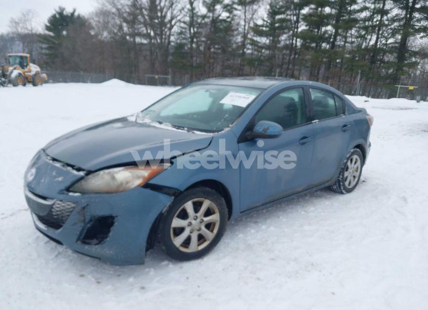 Photo 2 of 2010 Mazda Mazda3 I TOURING (VIN JM1BL1SF2A1213339)