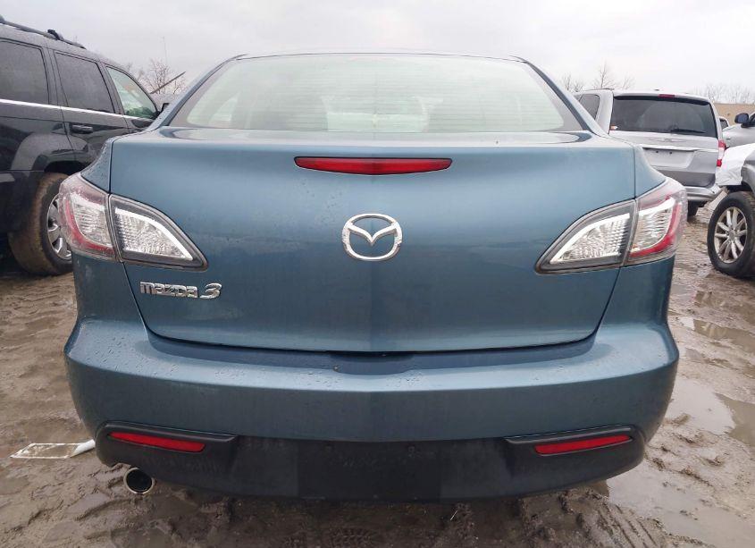 Photo 16 of 2010 Mazda Mazda3 I TOURING (VIN JM1BL1SF2A1225393)
