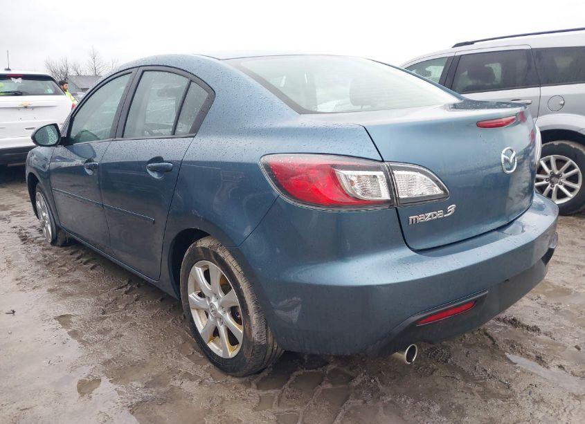 Photo 3 of 2010 Mazda Mazda3 I TOURING (VIN JM1BL1SF2A1225393)