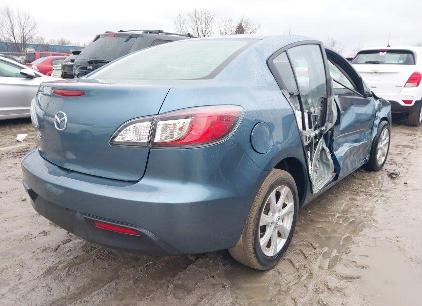 Photo 4 of 2010 Mazda Mazda3 I TOURING (VIN JM1BL1SF2A1225393)