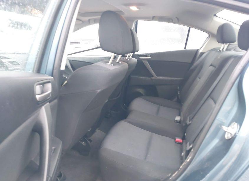 Photo 8 of 2010 Mazda Mazda3 I TOURING (VIN JM1BL1SF2A1225393)