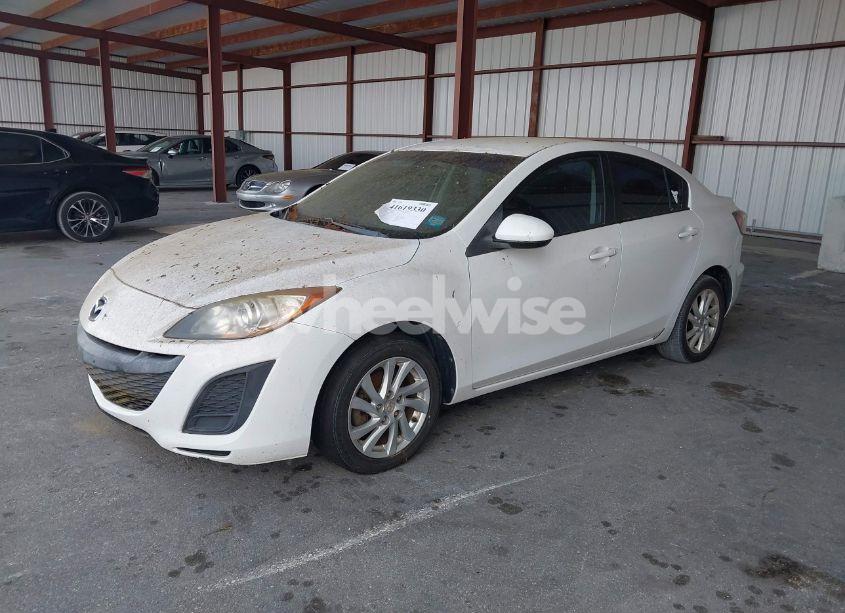 Photo 2 of 2010 Mazda Mazda3 I SPORT (VIN JM1BL1SF2A1268051)