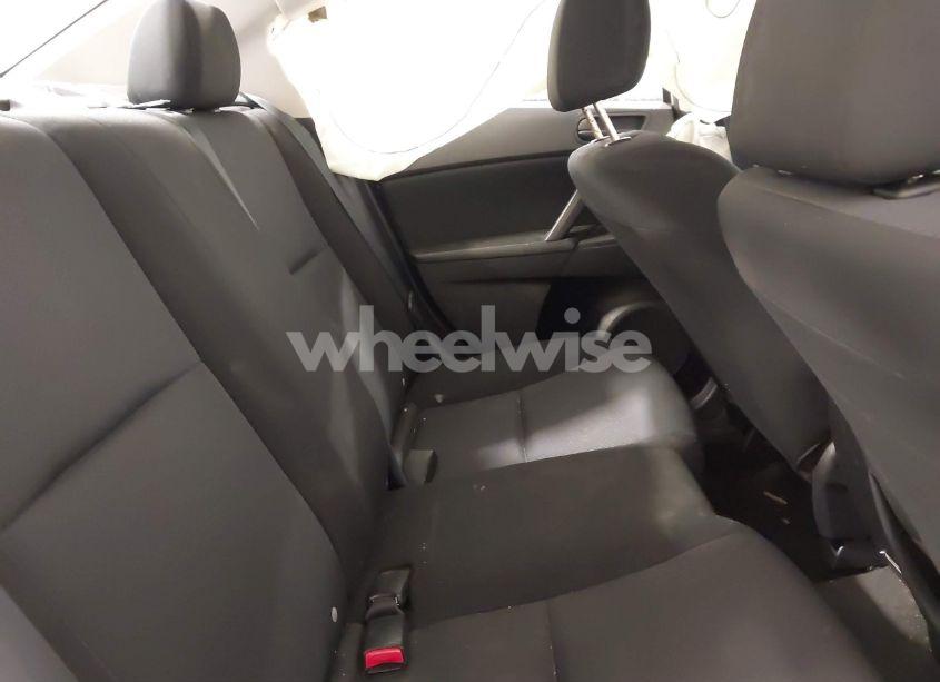 Photo 8 of 2010 Mazda Mazda3 I SPORT (VIN JM1BL1SF2A1298490)