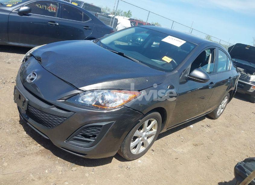 Photo 2 of 2010 Mazda Mazda3 I TOURING (VIN JM1BL1SF2A1337093)