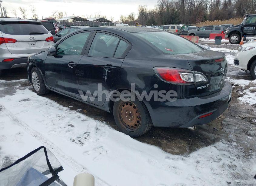 Photo 3 of 2010 Mazda Mazda3 N/A (VIN JM1BL1SF3A1132544)