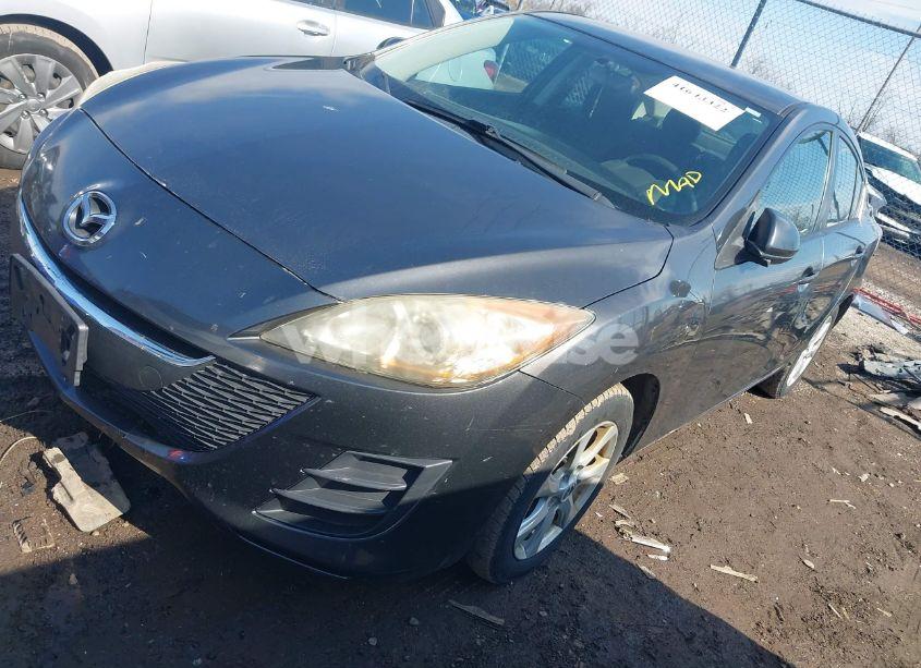 Photo 2 of 2010 Mazda Mazda3 I TOURING (VIN JM1BL1SF3A1150882)