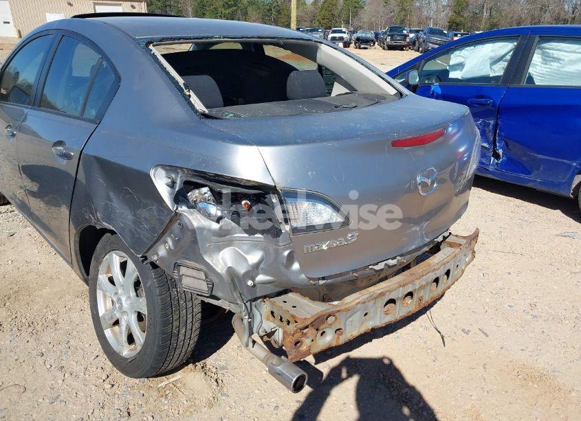 Photo 6 of 2010 Mazda Mazda3 I TOURING (VIN JM1BL1SF3A1177581)