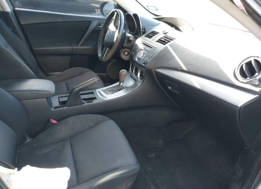 Photo 5 of 2010 Mazda Mazda3 I TOURING (VIN JM1BL1SF3A1189049)