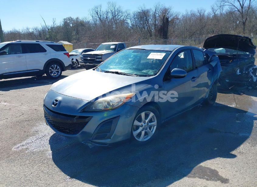 Photo 2 of 2010 Mazda Mazda3 I TOURING (VIN JM1BL1SF3A1246804)