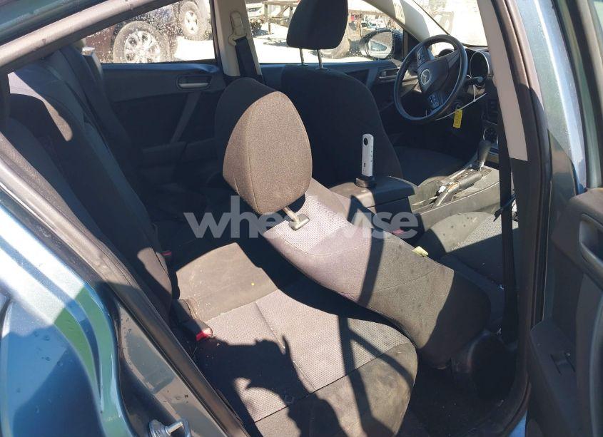 Photo 8 of 2010 Mazda Mazda3 I TOURING (VIN JM1BL1SF3A1246804)