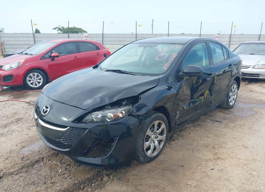 Photo 2 of 2010 Mazda Mazda3 I SPORT (VIN JM1BL1SF4A1120242)